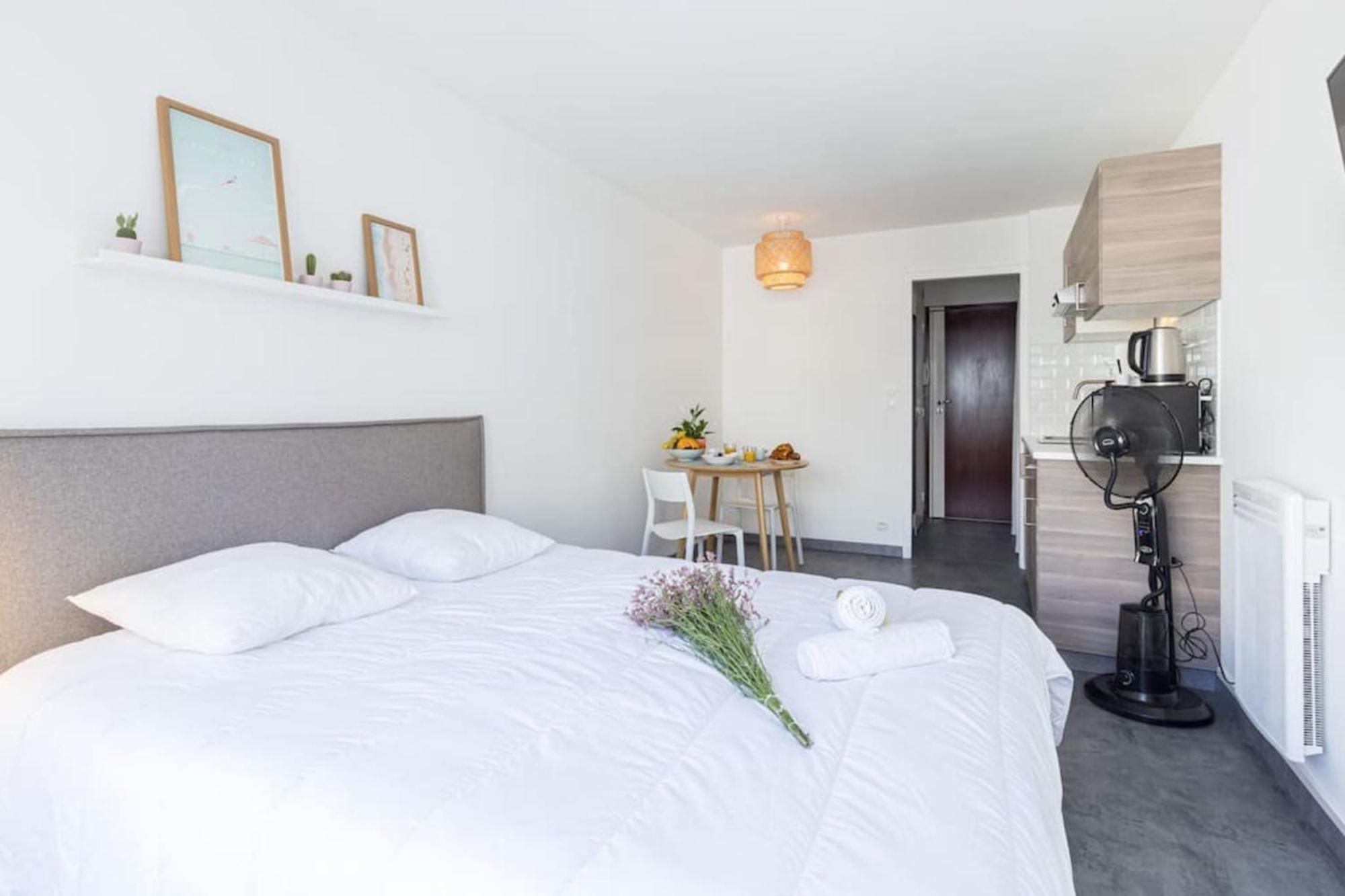 Grosso 4 - Studio With Balcony - Near The Sea นีซ ภายนอก รูปภาพ