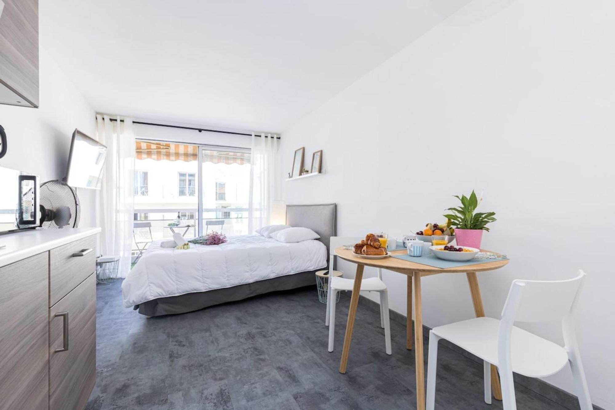 Grosso 4 - Studio With Balcony - Near The Sea นีซ ภายนอก รูปภาพ